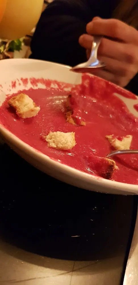Délicieuse Soupe de Betteraves